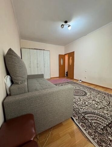 продаю 1 комнатные квартиры: 1 бөлмө, 42 кв. м, 1 кабат, Евроремонт