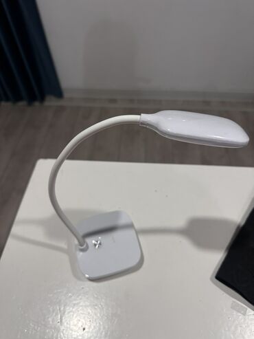 лампа на компьютерный стол: Лампа Настольная, Минимализм