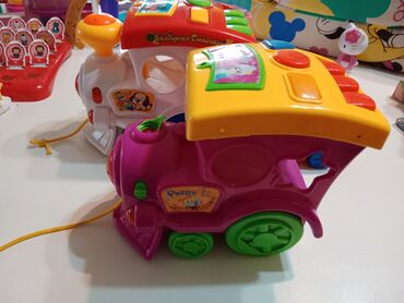 Igračke: Igračke 2 voza prikolica i 3 dela oblika za ubacivanje. muzički više — 4