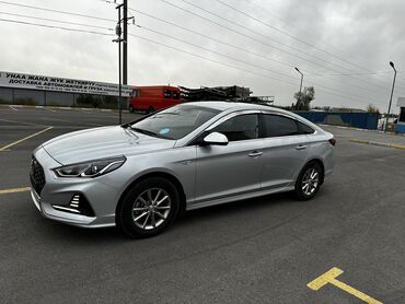 авто в такси: Hyundai Sonata: 2020 г., 2 л, Автомат, Газ, Седан