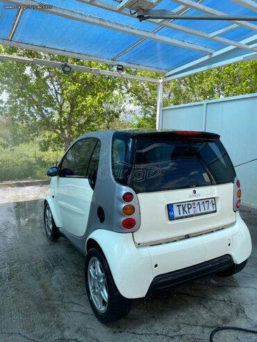 Smart: Smart Fortwo: 0.6 l. | 2004 έ. | 156000 km. Χάτσμπακ