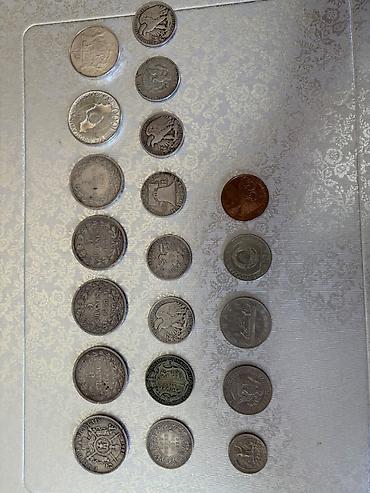 Ostali predmeti za umetnost i kolekcionarstvo: 5 francuskih srebrnih kovanica (2x 1832, 1833, 1838, 1868) 6x pola — 30