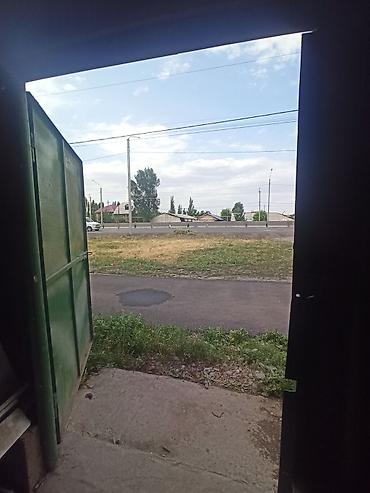 энгельса: Продаю участок под бизнес. Контейнер под швейный цех (поместится — 3