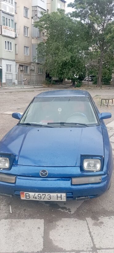 мазда 323 1994: Mazda 323: 1991 г., 1.6 л, Механика, Бензин