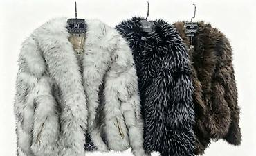 Ženske kratke bundice od veštačkog krzna – model J&J - Luksuzno na lalafo.rs Ženske kratke bundice od veštačkog krzna – model J&J - Luksuzno