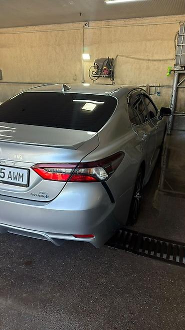 диф: Toyota Camry: 2022 г., 2.5 л, Автомат, Гибрид, Седан — 4