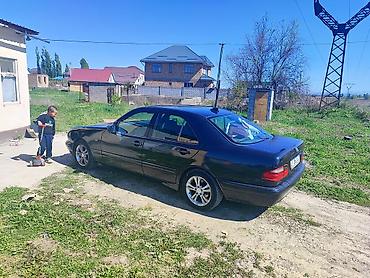 x class: Mercedes-Benz E-Class: 1997 г., 2.3 л, Автомат, Газ, Седан — 3