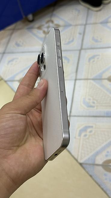 ps5 slim digital: IPhone 15 Pro Max, Б/у, 256 ГБ, White Titanium, Защитное стекло, Чехол, 86 % — 2