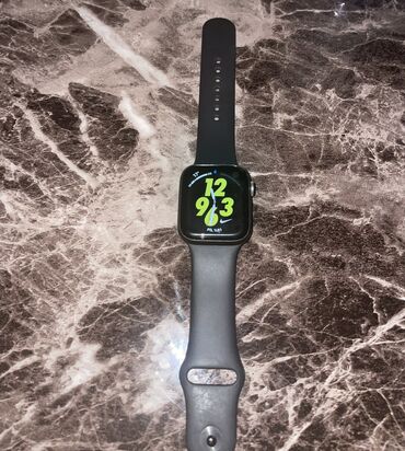 ultura watch: İşlənmiş, Smart saat, Apple, Sensor ekran, rəng - Qara