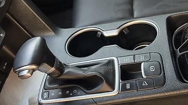 kia mohave запчасти: Kia Sportage: 2021 г., 1.7 л, Робот, Дизель, Фастбек — 7