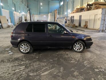 поддон гольф: Volkswagen Golf: 1995 г., 1.8 л, Механика, Бензин, Хэтчбэк