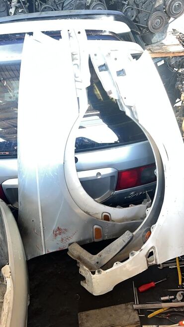 Грузовые кузова и будки: Toyota, 1997 г., Б/у, Оригинал — 9