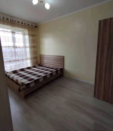 срочно продаётся 1 комнатная квартира в районе шлагбаум по улице кенсуйская 17 пересекает интергельпо ориентировочно парк фучика: 1 бөлмө, Риелтор, Чогуу жашоосу жок, Толугу менен эмереги бар