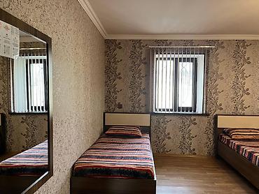 Günlük kirayə mənzillər: 3 otaqlı — 12