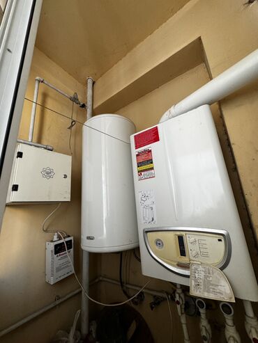 Yeni tikili: Həzi Aslanov qəs., 4 otaqlı, Yeni tikili, m. Həzi Aslanov, 130 kv. m -da lalafo.az — 14 Yeni tikili: Həzi Aslanov qəs., 4 otaqlı, Yeni tikili, m. Həzi Aslanov, 130 kv. m — 14