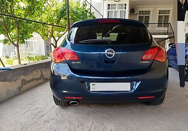 gence masin salonu: Opel Astra: 1.4 l | 2010 il 243000 km Hetçbek — 7