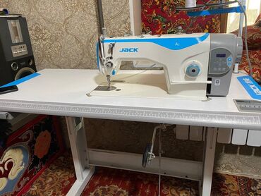 швейные машинки бытовая: Швейная машина Jack, Компьютеризованная, Механическая, Автомат