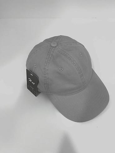 Baş geyimləri: Unisex papaq — 1