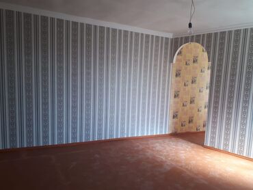 Həyət evləri və villaların satışı: Binəqədi qəs. 1 otaqlı, 35 kv. m, Kredit yoxdur, Orta təmir