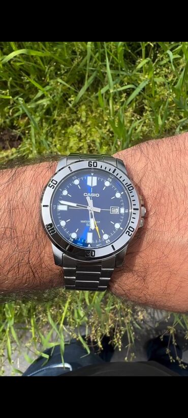 Eynəklər: Yeni, Qol saatı, Casio, rəng - Gümüşü