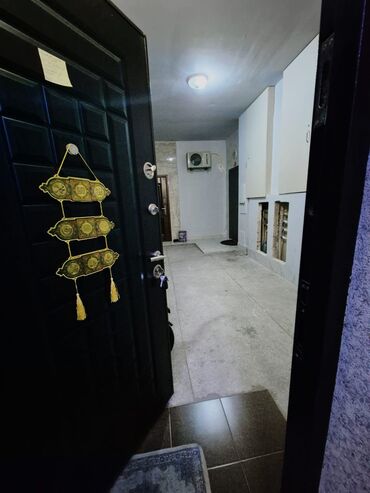 bakıxanovda satılan evlər: 3 otaqlı, Yeni tikili, 69 kv. m