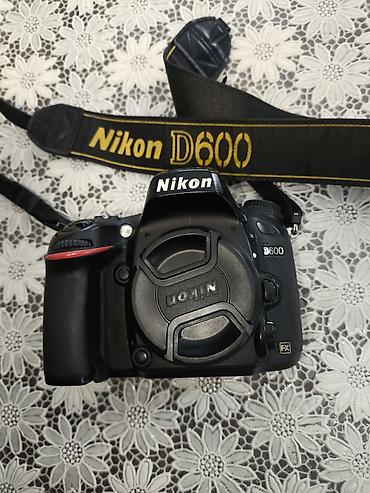 mikrofon qiymeti: Nikon D600 FX formatlı DSLR fotoaparat gövdəsi - Tam kadr (FX) 24.3 — 4