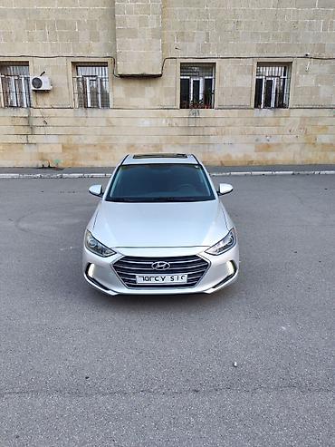hyundai terracan: Hyundai Elantra: 2 l | 2017 il Sedan — 4