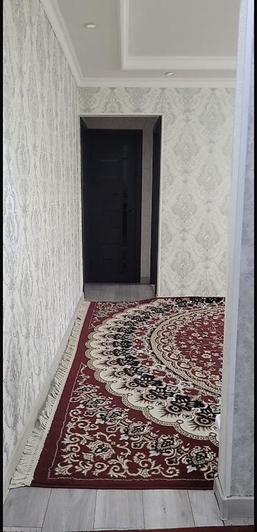 Посуточная аренда комнат: Продается 3-х комнатная квартира на 3-м этаже,средний — 4