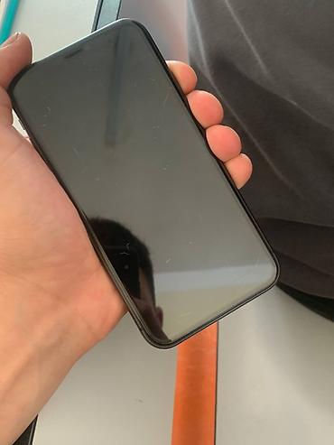 Apple iPhone: IPhone 11, 64 ГБ, Jet Black, 72 % — 6