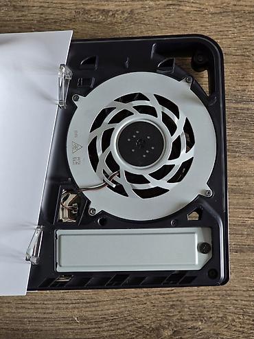 sony a6700: PlayStation 5 Slim satılır. Konsol çox az istifadə olunub və əla — 8