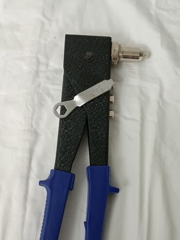 Digər alətlər: Tundra markalı, 250 mm uzunluğunda, fırlanan başlıqlı zaklyopochnik — 8