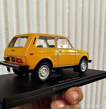 vaza: Model avtomobil – VAZ-2121 “Niva”Hachette miqyası 1:24 - Kolleksiya — 2