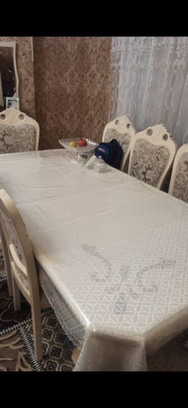 12 neferlik stol stul: Masa desti 570 AZN 8 nəfərlik Atilla ünvan Xırdalan Elnare