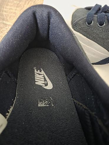 garmin: Patike Nike očuvana u odličnom stanju.Novi Beograd — 8