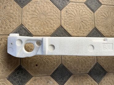 Бамперы и комплектующие: Усилитель бампера Toyota, Б/у, Оригинал — 3