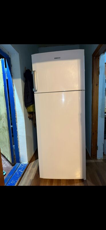 Кухонные вытяжки: Б/у 2 двери Beko Холодильник Продажа, цвет - Белый