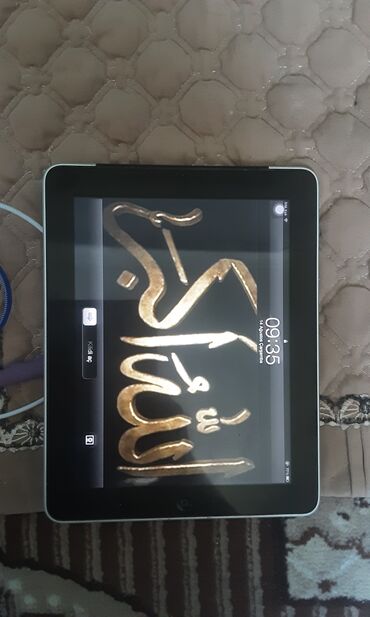 sazz vayfay: İşlənmiş Apple iPad 3 (2012), 10,9", 64 GB, Ünvandan götürmə