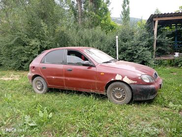 Продажа авто: Daewoo Lanos: 1998 г., 1.5 л, Механика, Бензин, Хэтчбэк