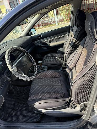 ауди а4 2015: Audi A4: 1995 г., 2.6 л, Механика, Газ, Седан — 9