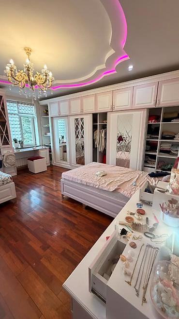 Продажа коттеджей и домов: 🏡✨ ПРОДАЁТСЯ 2-ЭТАЖНЫЙ ДОМ ✨🏡 📍 Медерова / Шукурова 📐 Участок — 6 — 11