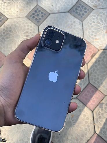 Apple iPhone: IPhone 12, Б/у, 128 ГБ, Черный, Чехол, 70 % — 1
