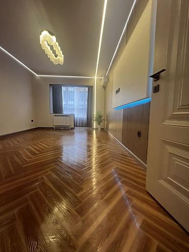 Продажа комнат: Современная комната с дизайнерской отделкой и продуманным светом — 1