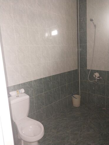 Həyət evləri və villaların satışı: 4 otaqlı, 130 kv. m, Kredit yoxdur, Orta təmir — 24