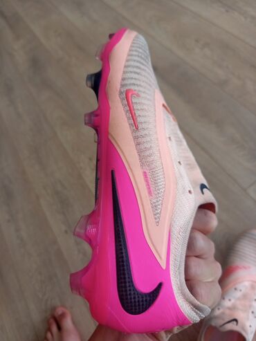 Спортивные настилы и коврики: Бутсы Nike, Размер: 43, Б/у