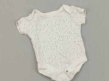 białe body niemowlęce na ramiączkach: Body, Tu, 0-3 m, 
stan - Bardzo dobry