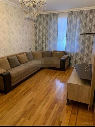 xacmazda kiraye ev: Xalqalarda 9/4 de 2 otaq 60 kv temirli esyali menzil kiraye verilir