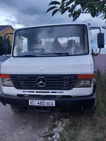 купить пластиковую лодку бу: Mercedes-Benz Vario: 2000 г., 4 л, Механика, Дизель