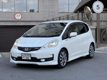 Honda: Honda Fit: 2012 г., 1.5 л, Автомат, Бензин, Хэтчбэк