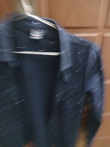 Köynəklər: Hərbiri təzə kimidi 10 .12 yaş uşaqlar üçün hamısı bir yerdə 30m — 19