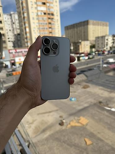 prodat iphone: IPhone 15 Pro, Natural Titanium, Face ID — 4